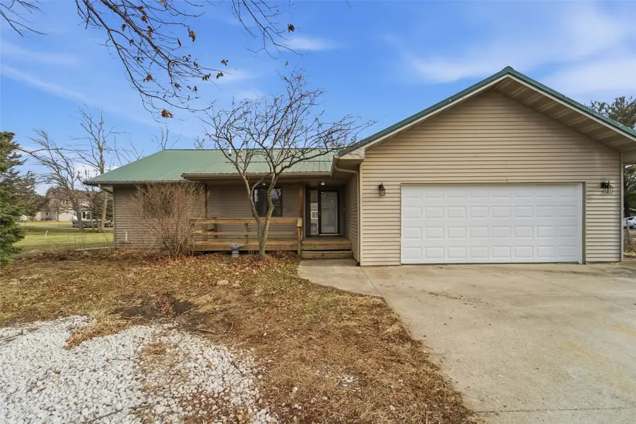 201 Oakridge Drive, Panora, IA 50216 - Image #2