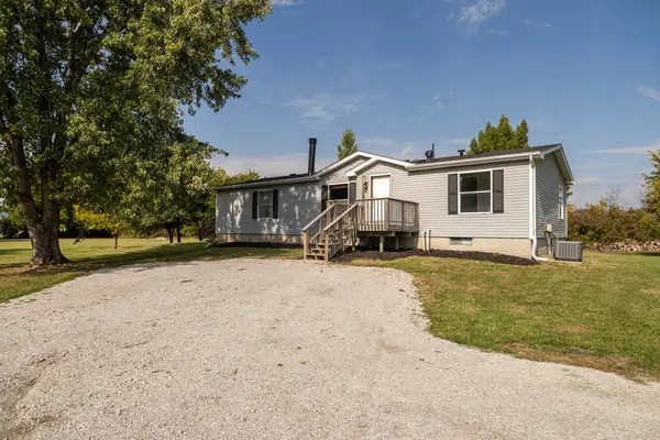 33047 Finestead Drive, Granger, IA 50109