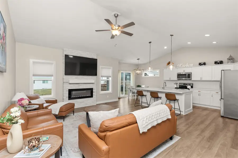 2690 Avalon Drive, Waukee, IA 50263 - Image #3