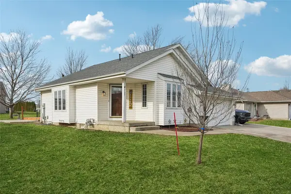 707 Marshall Court N, Prairie City, IA 50228