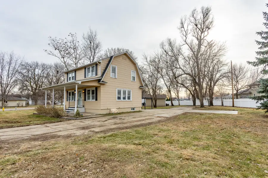 310 Ashworth Drive, Waukee, IA 50263 - Image #2