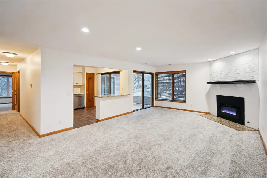 1100 50th Street #2102, West Des Moines, IA 50266 - Image #3