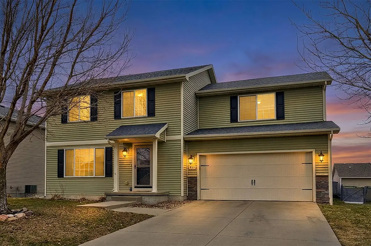 635 SE Ashton Court, Waukee, IA 50263 - Image #1
