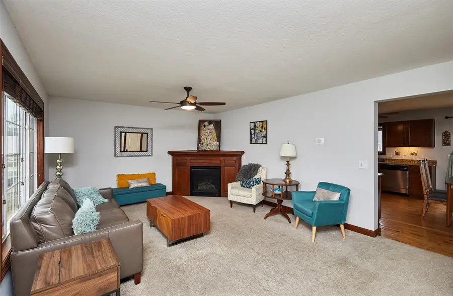 635 SE Ashton Court, Waukee, IA 50263 - Image #3