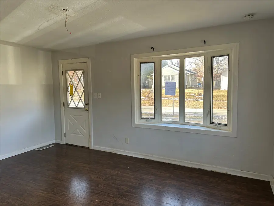 1917 27th Street, Des Moines, IA 50310 - Image #2