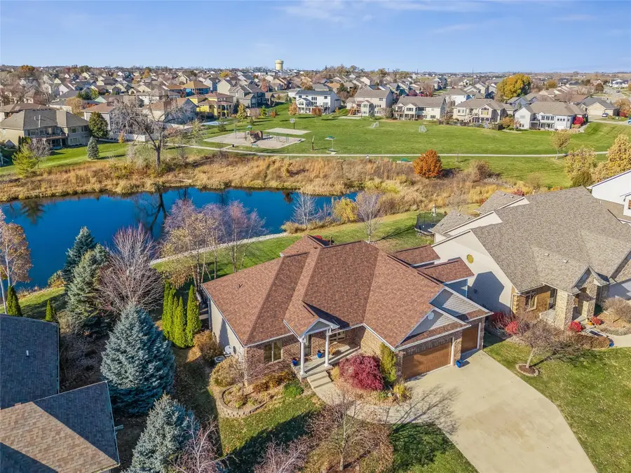 4236 162nd Street, Urbandale, IA 50323 - Image #2