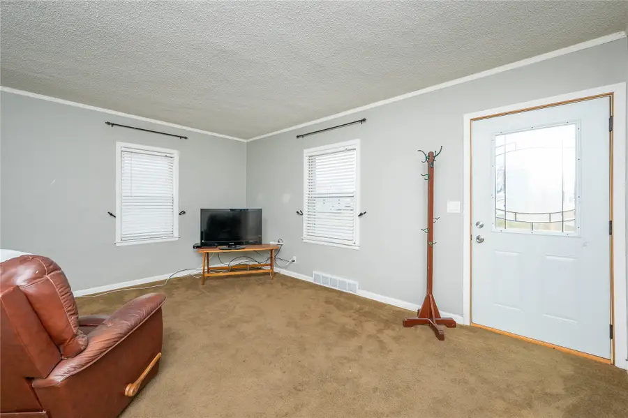 5722 Lincoln Avenue, Des Moines, IA 50310 - Image #3