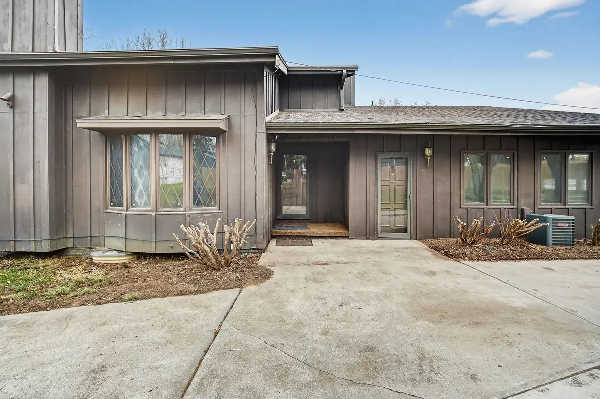 7510 SW 9th Street, Des Moines, IA 50315 - Image #1