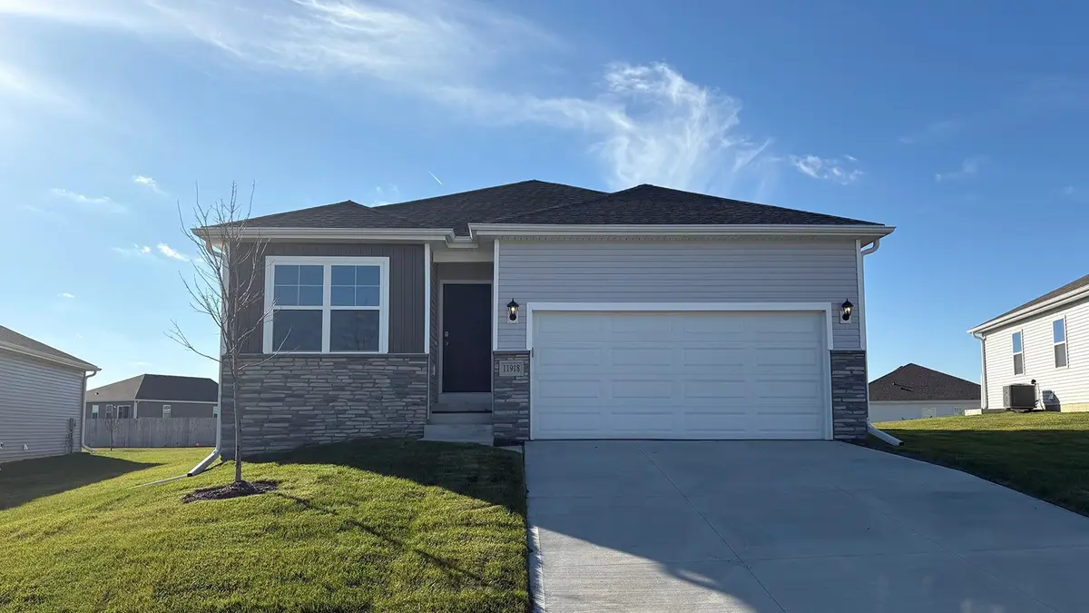 3560 Paradise Lane, Waukee, IA 50263 - Image #1