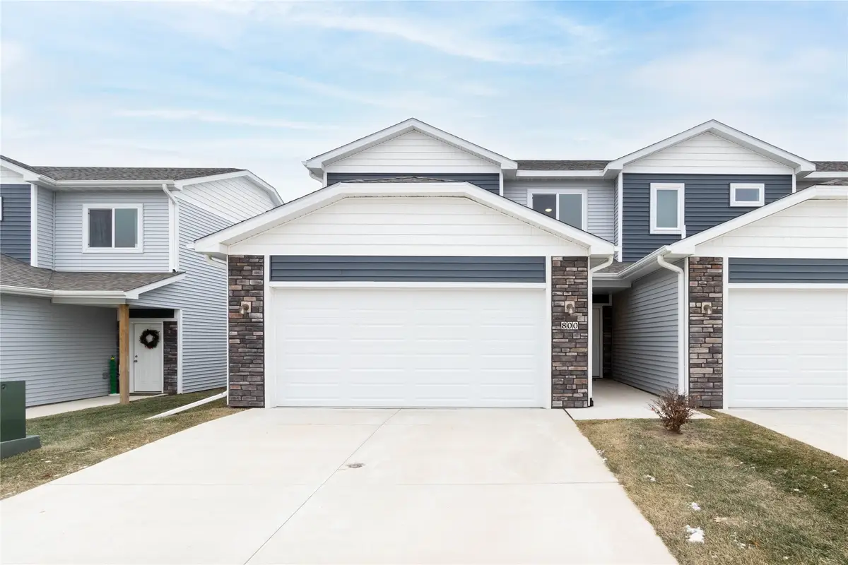 800 Umbra Place, Norwalk, IA 50211 - Image #1