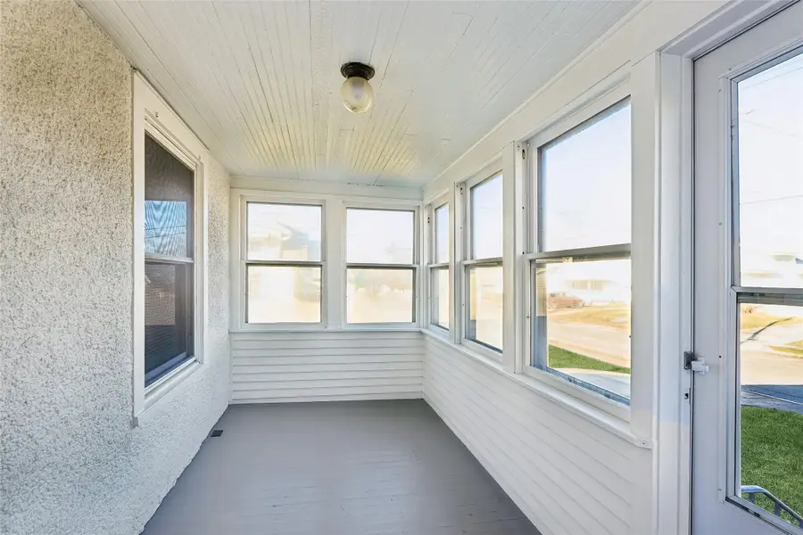 613 S 4th Avenue W, Newton, IA 50208 - Image #3