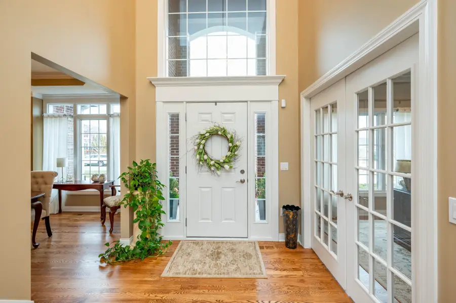 9318 Huntington Circle, Johnston, IA 50131 - Image #2