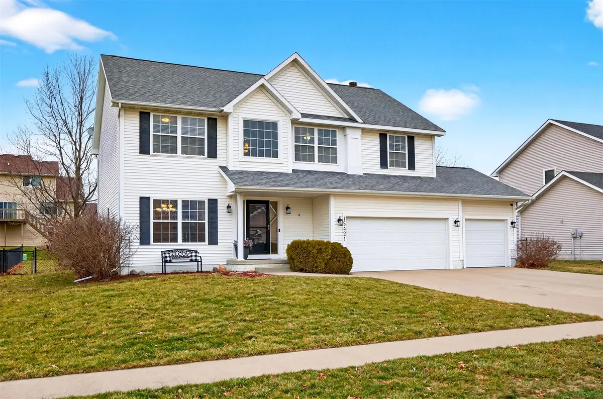 15421 Prairie Avenue, Urbandale, IA 50323 - Image #1