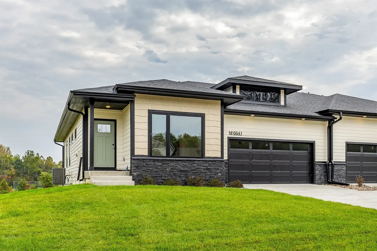 6641 River Bend Drive, Johnston, IA 50131 - #1