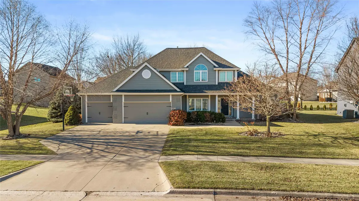 2710 NE Innsbruck Drive, Ankeny, IA 50021 - Image #1