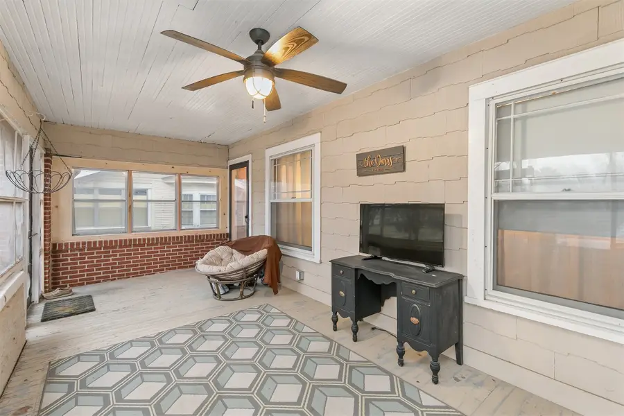 1331 43rd Street, Des Moines, IA 50311 - Image #3