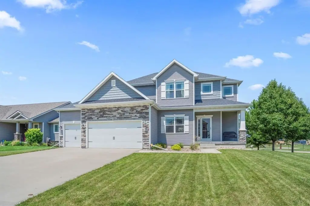 395 NE Fox Run Trail, Waukee, IA 50263 - Image #1