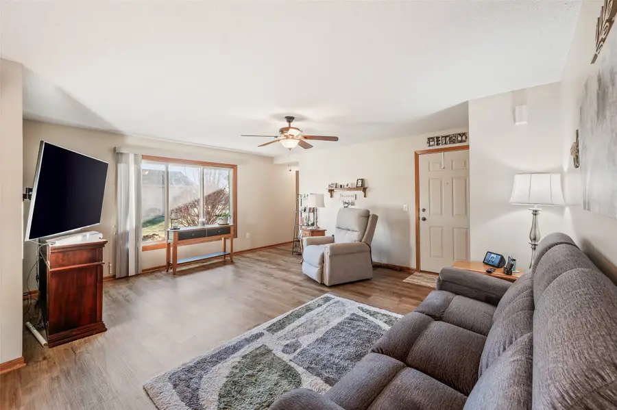 4707 84th Street #B, Urbandale, IA 50322 - Image #2