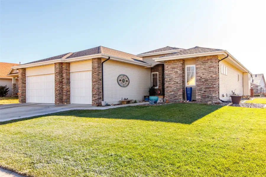 2426 Yorkshire Circle, Ames, IA 50010 - Image #2