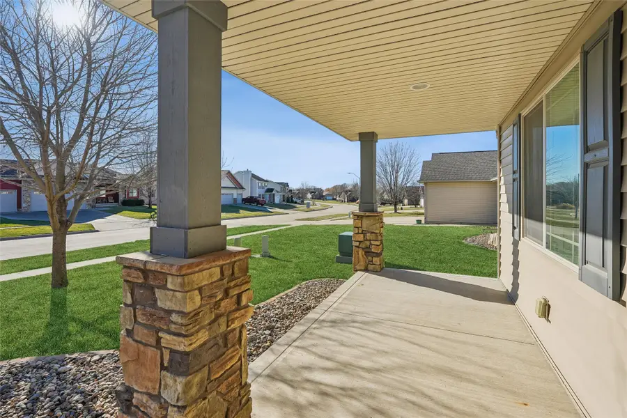 1516 NE Williamsburg Drive, Ankeny, IA 50021 - Image #3