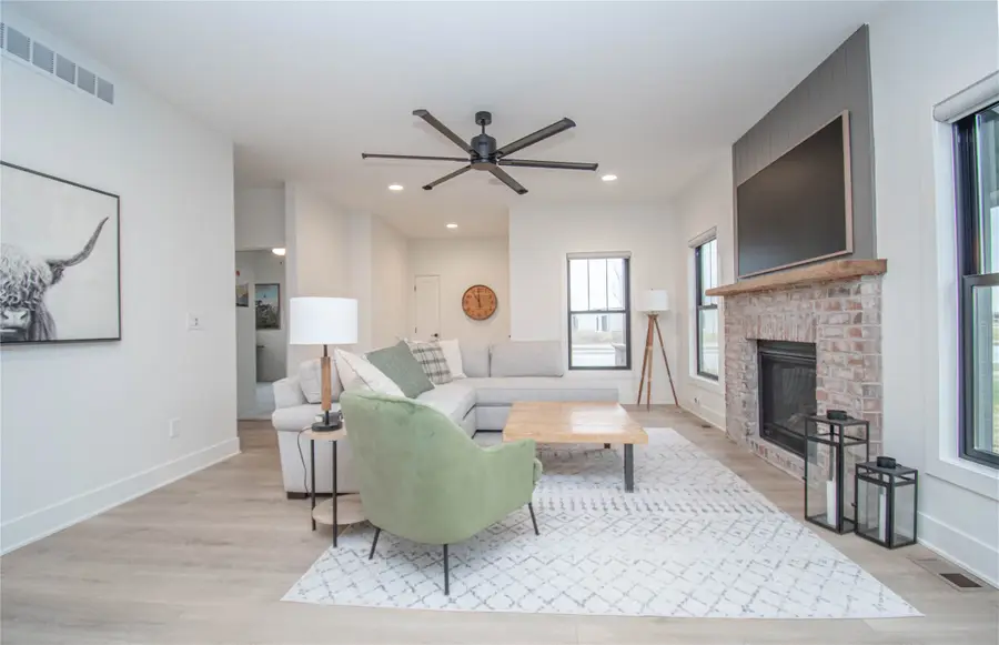 2507 SW Vintage Parkway, Ankeny, IA 50023 - Image #3