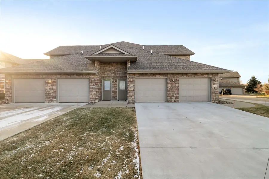 544 Carrie Lane, Altoona, IA 50009 - Image #2
