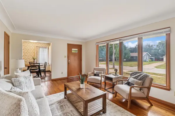 3929 64th Street, Urbandale, IA 50322