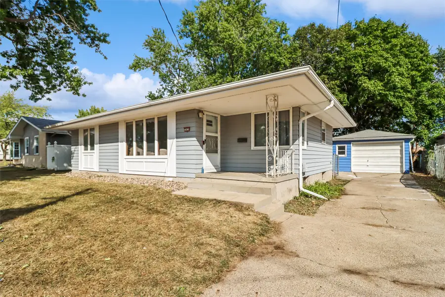 3929 64th Street, Urbandale, IA 50322 - Image #2