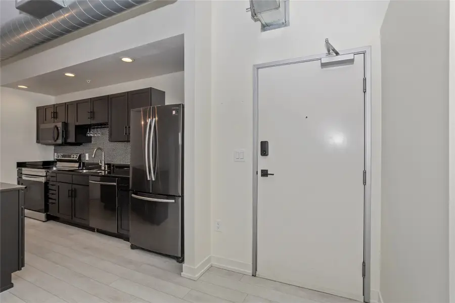 119 4th Street #408, Des Moines, IA 50309 - Image #2