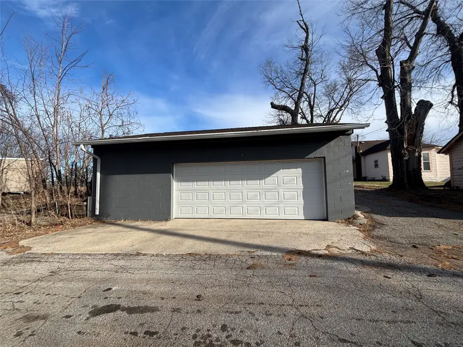 2117 5th Street, Perry, IA 50220 - Image #3