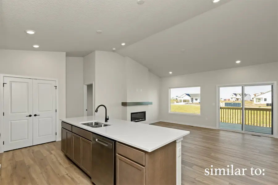 6402 NE 11th Court, Des Moines, IA 50313 - Image #2