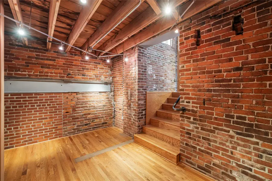 301 E Court Avenue #203, Des Moines, IA 50309 - Image #3