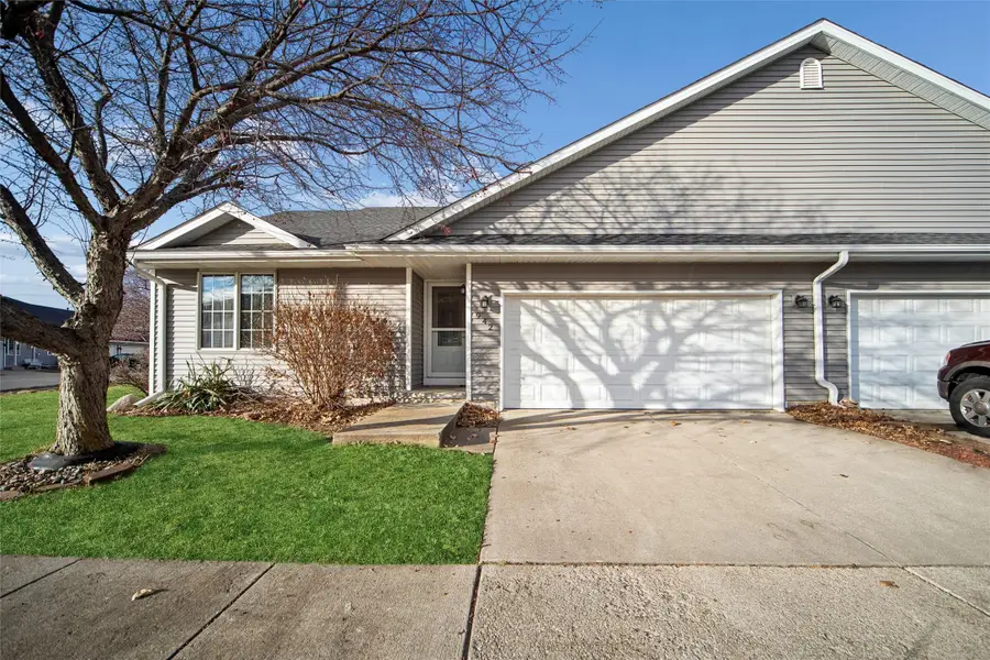 942 Robin Circle, Altoona, IA 50009 - Image #2