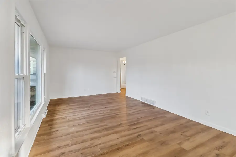 821 Ashmoore Circle, West Des Moines, IA 50265 - Image #3