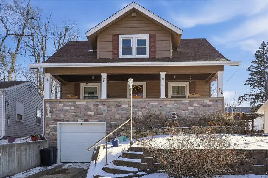 306 E 13th Street N, Newton, IA 50208 - Image #2