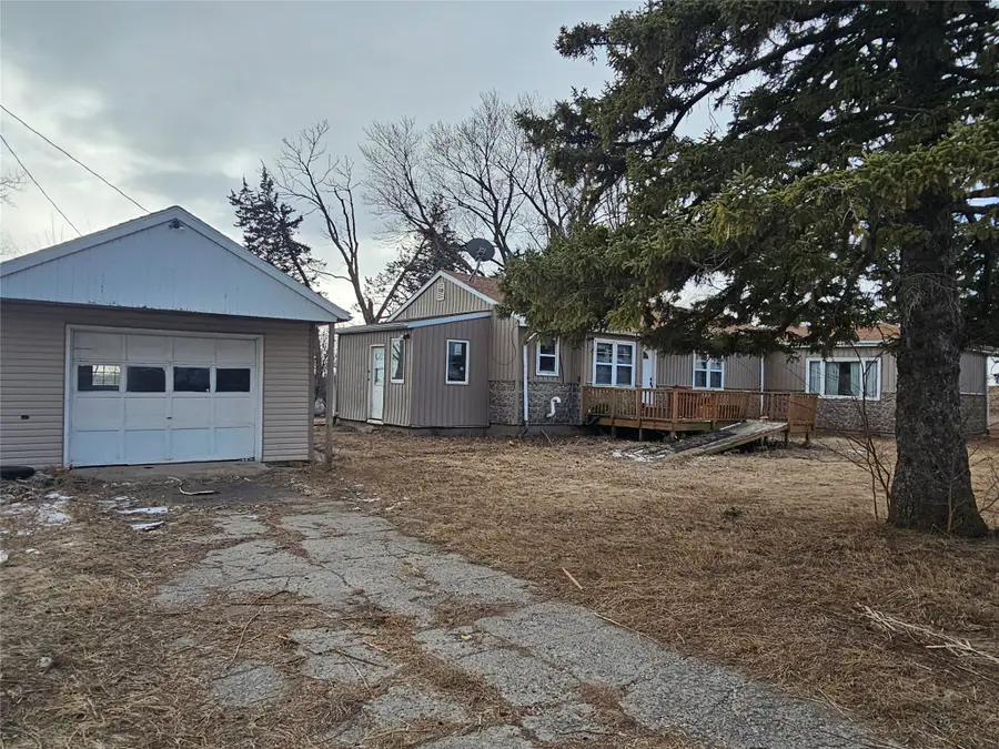 130 325th Street, Perry, IA 50220 - Image #2