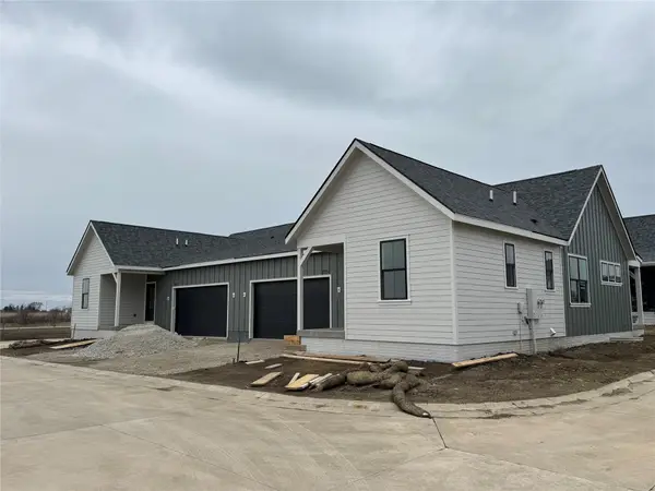 1715 Homestead Lane, Cumming, IA 50061
