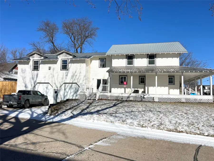 305 S 4th Street, Guthrie Center, IA 50115 - Image #2