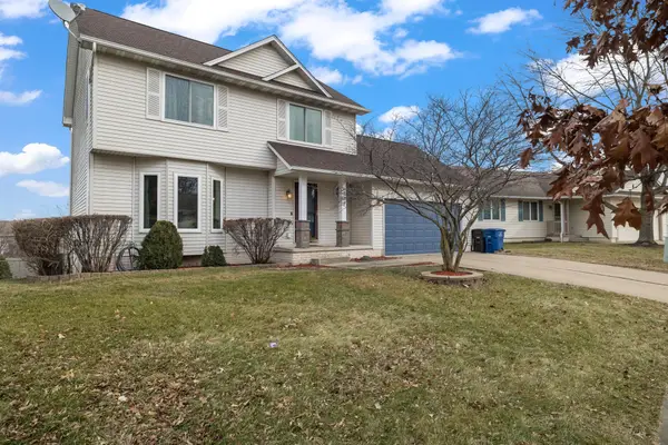 332 E Burnham Avenue, Des Moines, IA 50315