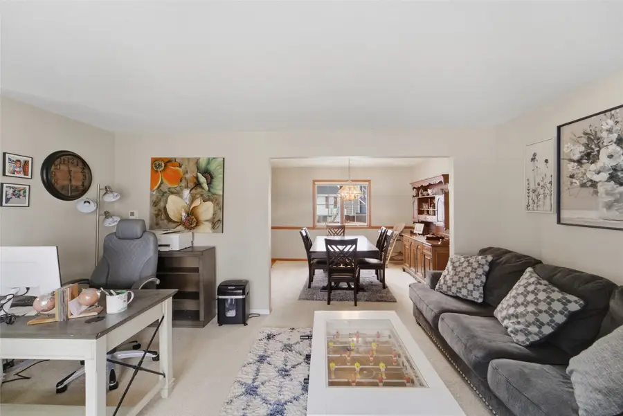 4464 91st Street, Urbandale, IA 50322 - Image #2