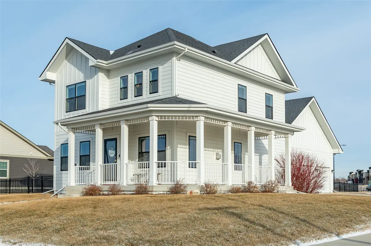 202 SW Prairie Trail Parkway, Ankeny, IA 50023 - Image #1