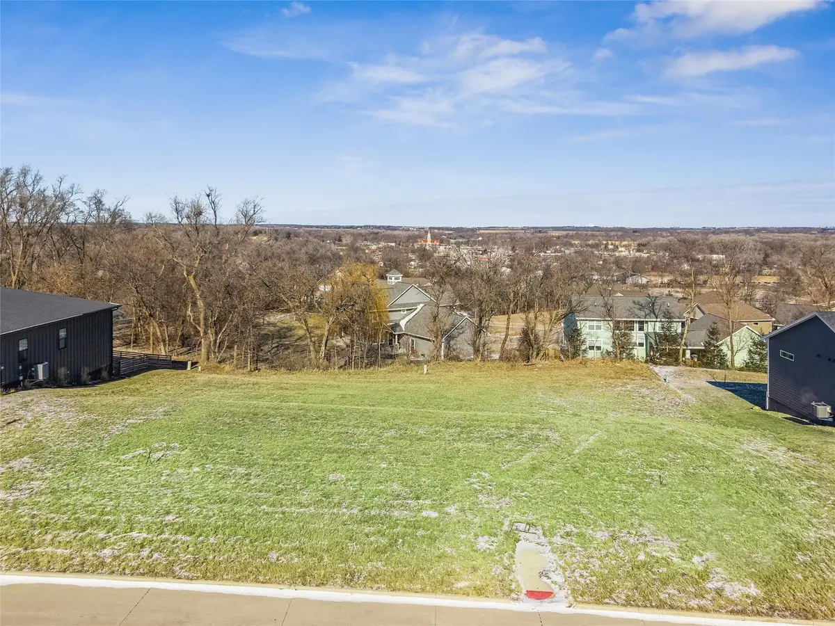 818 Evans View Drive, Adel, IA 50003 - Image #1