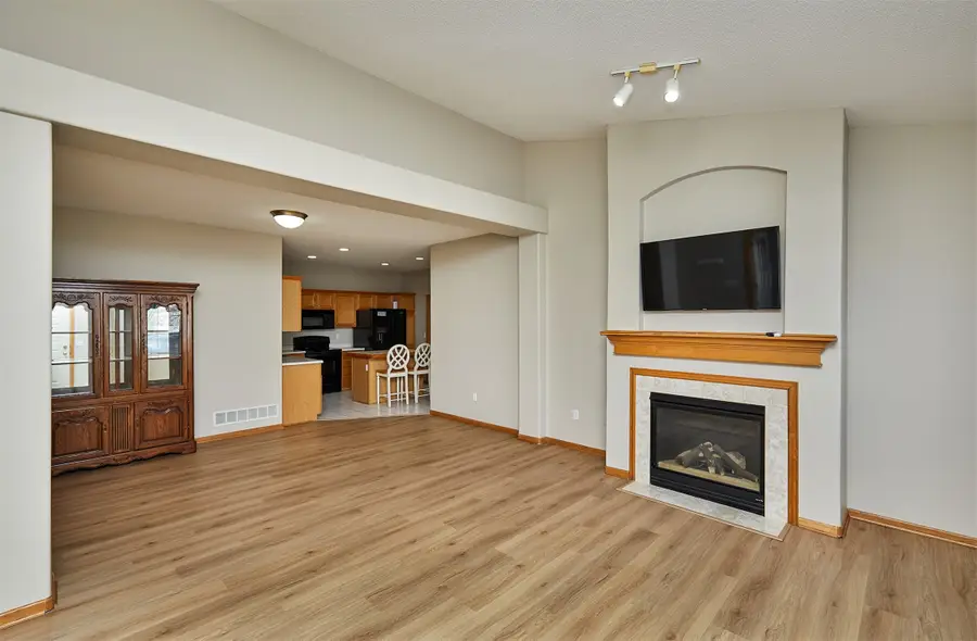 1725 S 50th Street #1003, West Des Moines, IA 50265 - Image #2