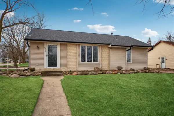 904 W Broadway Street, Polk City, IA 50226