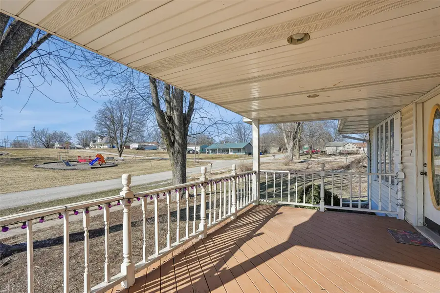 115 N Vine Avenue, Lacona, IA 50139 - Image #2