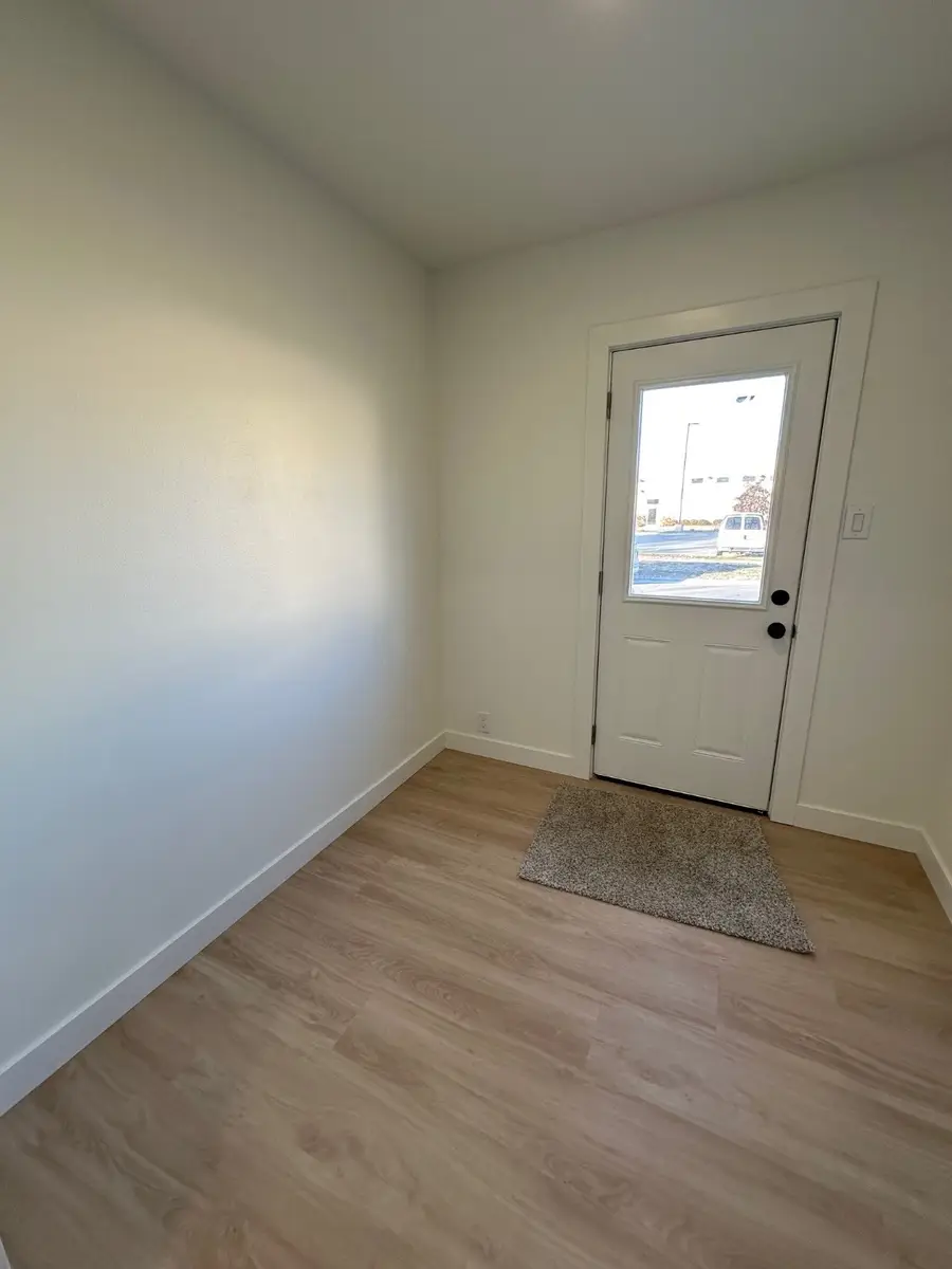 113 S 3rd Street, Winterset, IA 50273 - Image #3