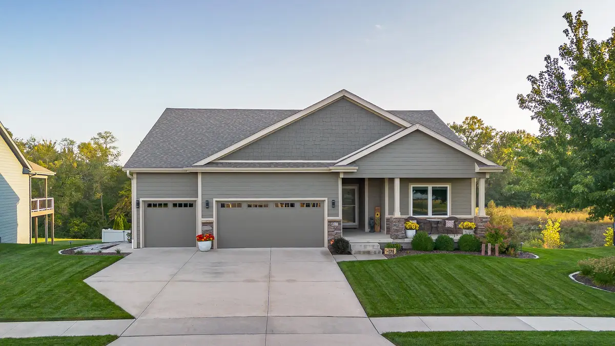 811 Timberview Drive, Adel, IA 50003 - Image #1