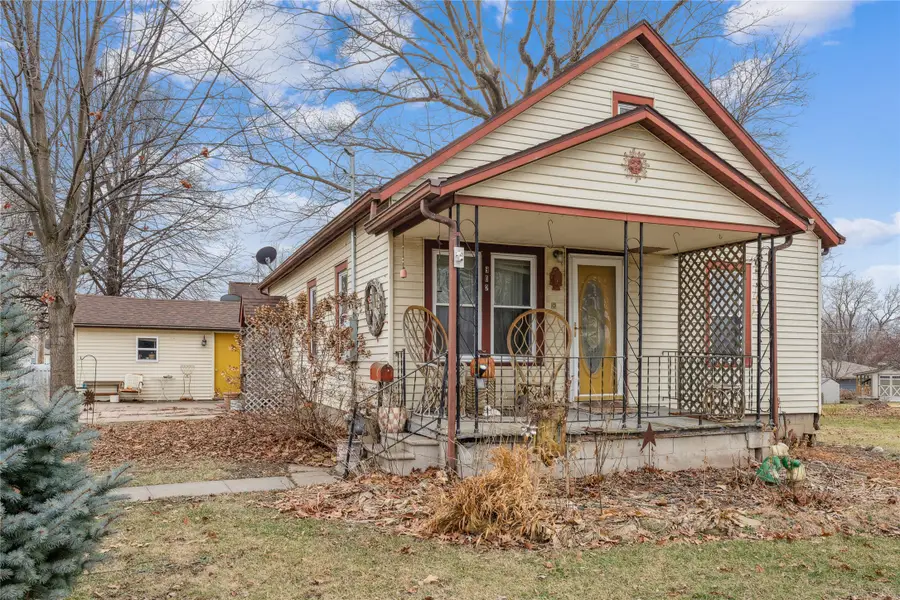 902 W Robinson Street, Knoxville, IA 50138 - Image #2