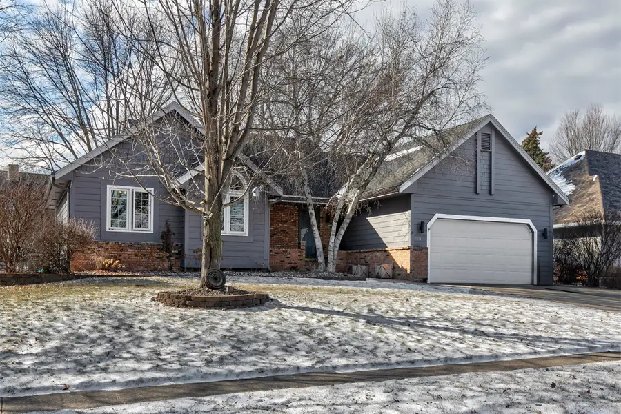 1114 NW Parkridge Drive, Ankeny, IA 50023 - Image #2