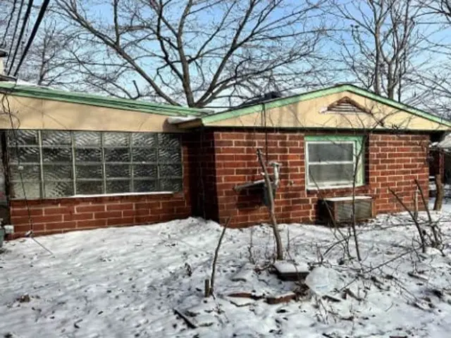 4013 Cambridge Street, Des Moines, IA 50313 - Image #3